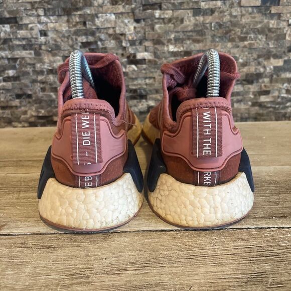 Adidas NMD R1 Womens Raw Pink Trace Pink Legend Ink LIMITED BY9648 Size 5.5 - Picture 7 of 7